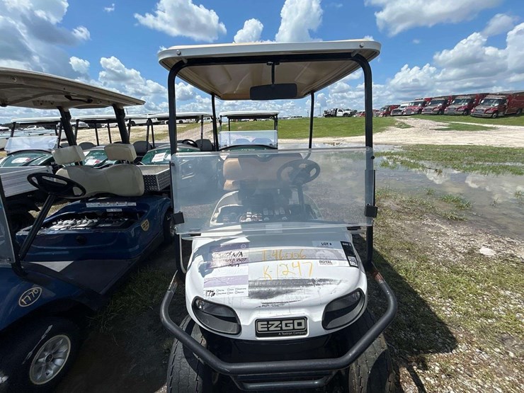 e-z-go-freedom-txt-electric-cart-image-10