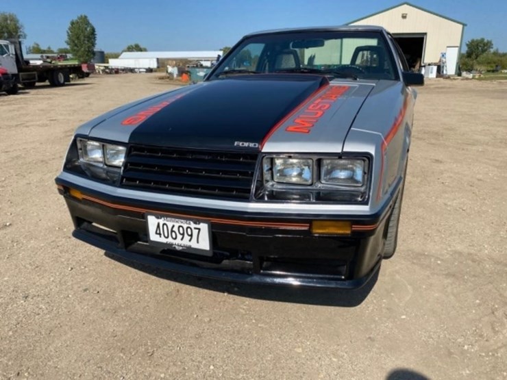 1979-ford-mustang-official-pace-car,-5.0l-v8,auto-image-2