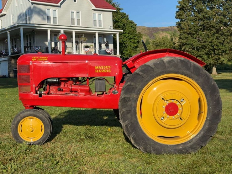 massey-ferguson-101-image-2