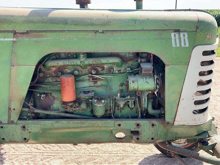 1958-oliver-super-88-image-24