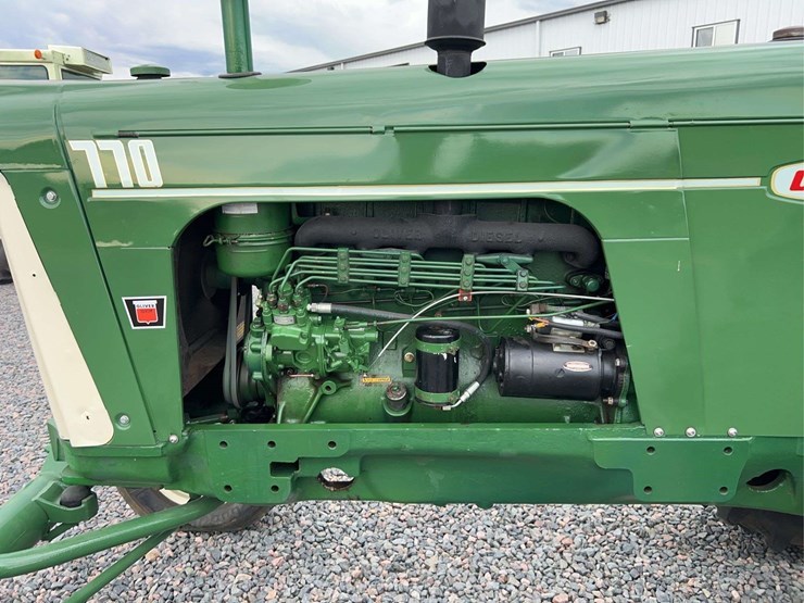 1958-oliver-770-image-60