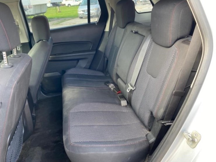 2010-gmc-terrain-sle-image-43