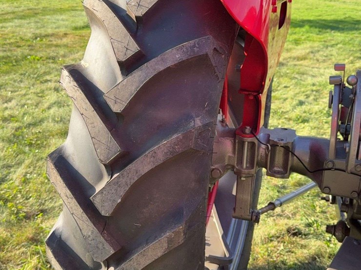 massey-ferguson-65-image-22