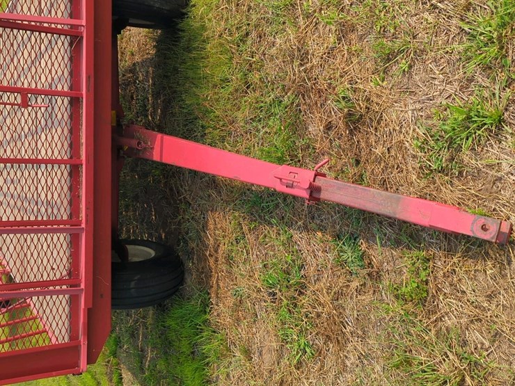 ez-trail-kicker-rack-and-running-gear-18'-long-x-10'8"-wide,-slight-twist-in-pole
(stored-inside)-image-3