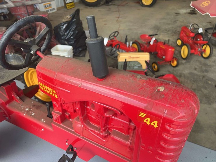 massey-ferguson-44-image-2
