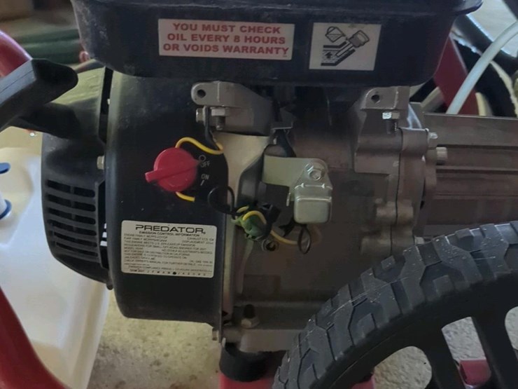 predator-3200-psi-2.8-gpm-6.8-hp-gas-powered-pressure-washer-image-7