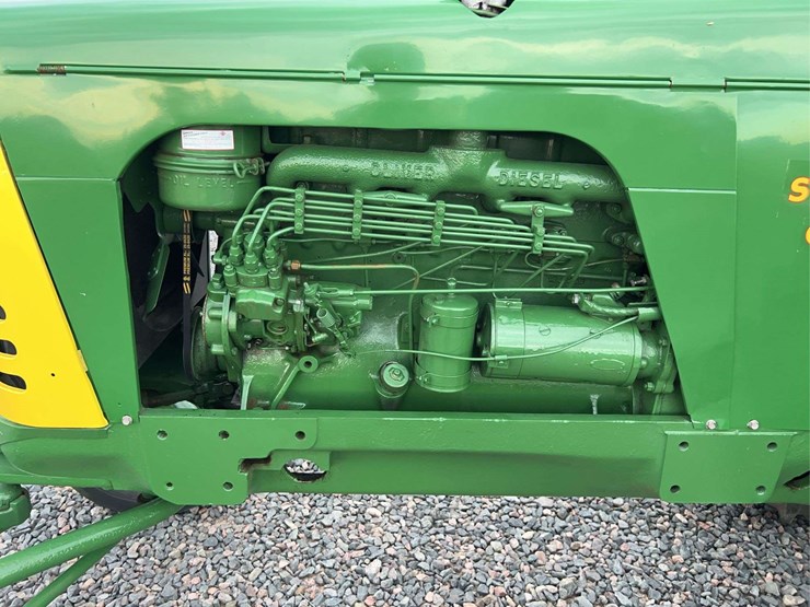 1955-oliver-super-77-image-57