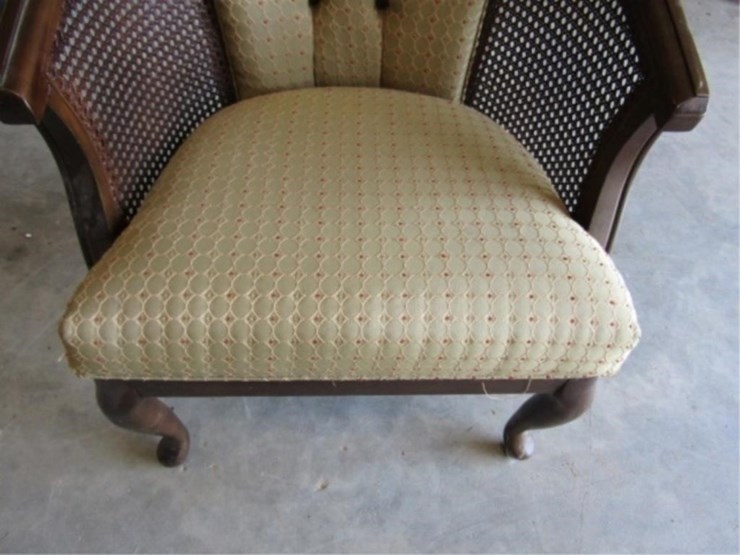 chair-w/padded-seat-nice-image-11