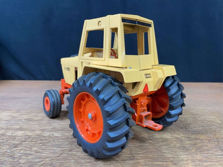 1/16-case-1370-ertl-image-4