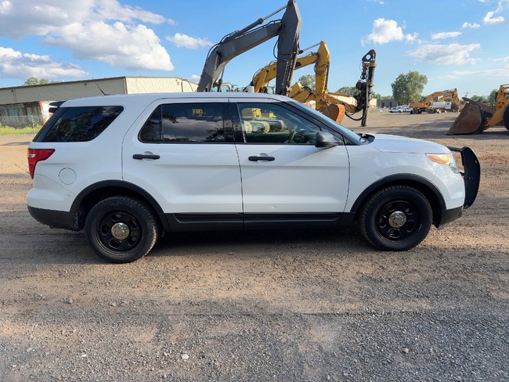 2013-ford-explorer-image-6