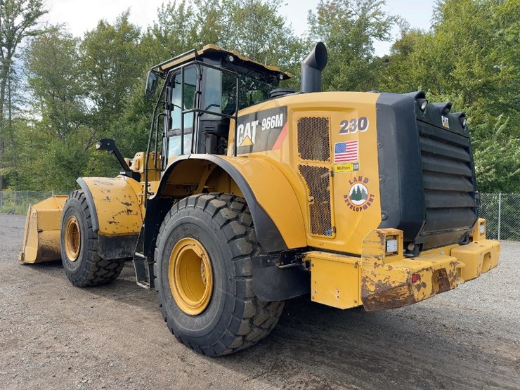 2017-caterpillar-966m-image-3