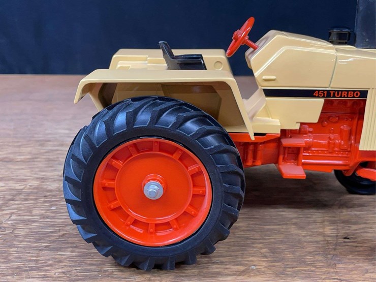 1/16-case-1270-ertl-image-14