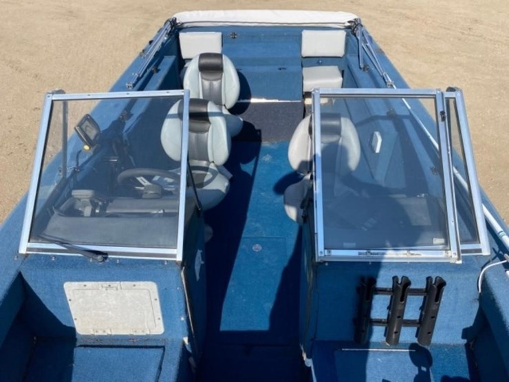 1993-spectrum-by-blue-fin-1956,-19ft.-6in.,4.3l-v6-image-41