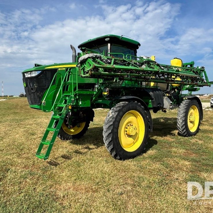2018 JOHN DEERE R4038