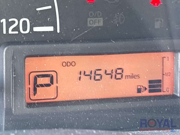 2017-nissan-nv200-image-15