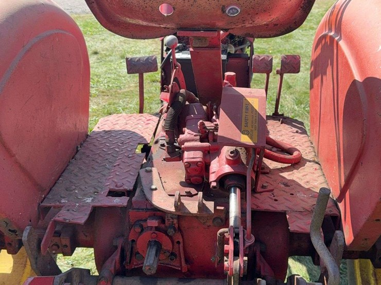 massey-harris-colt-image-27