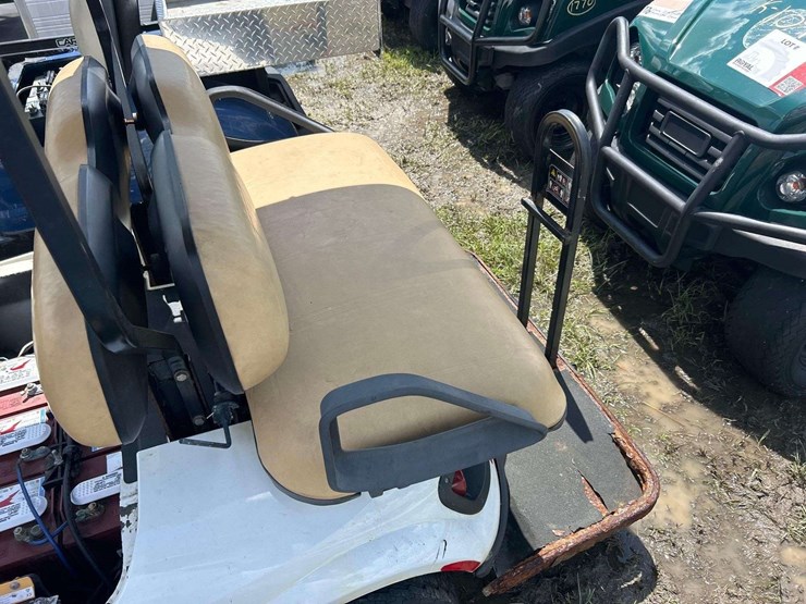 e-z-go-freedom-txt-electric-cart-image-9