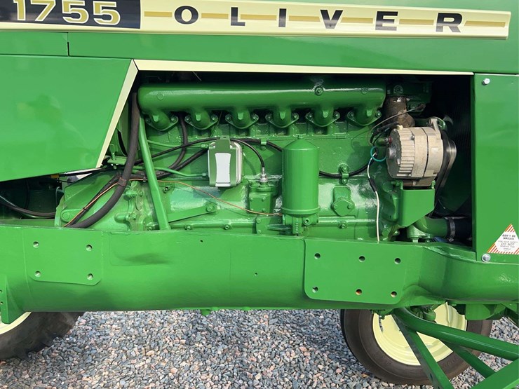 1972-oliver-1755-image-33