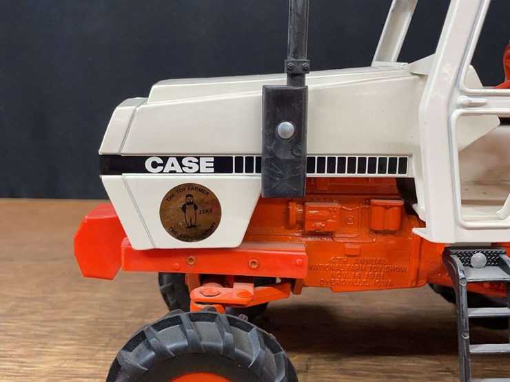 1/16-case-2590-1981-nfts-ertl-image-14