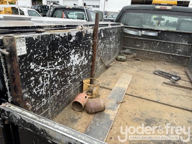 2016-ford-f350-xl-image-27