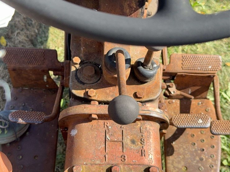 massey-ferguson-50-image-35