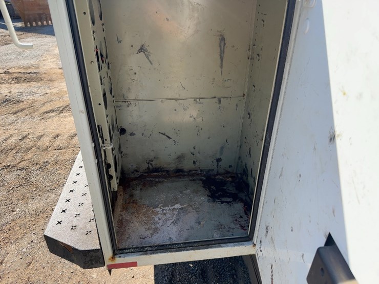 2019-ford-f550-xl-image-26