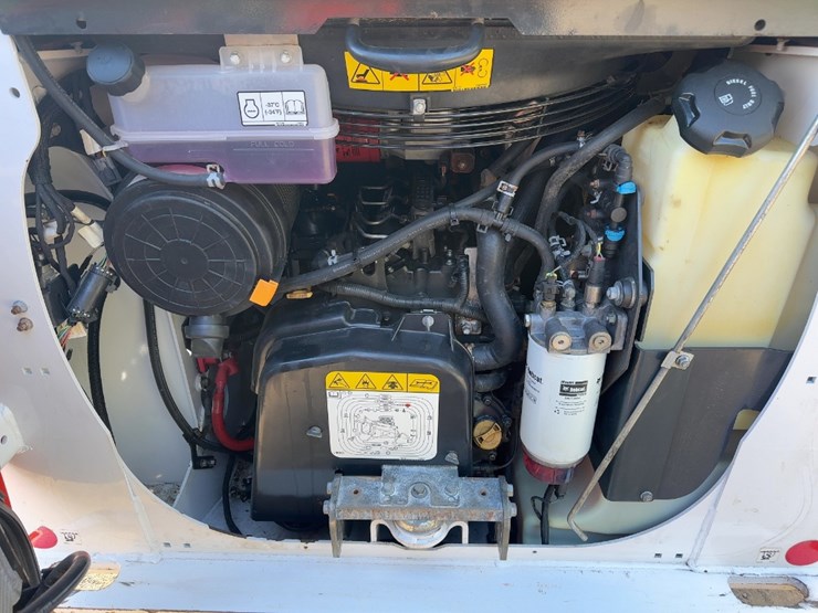 2022-bobcat-s66-image-15