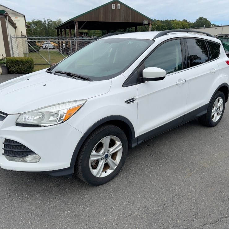 2016 FORD ESCAPE SE