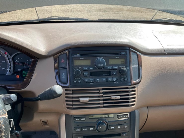 2004-honda-pilot-image-61