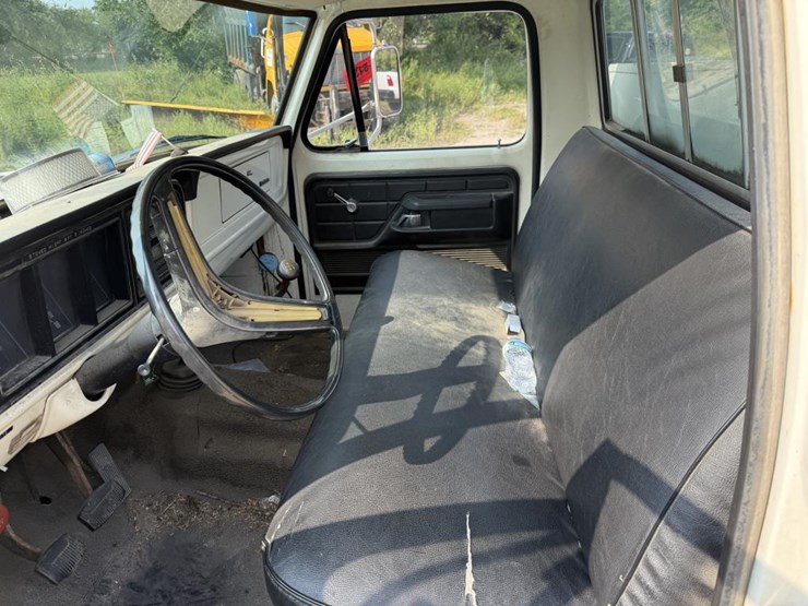 1975-ford-f350-image-63