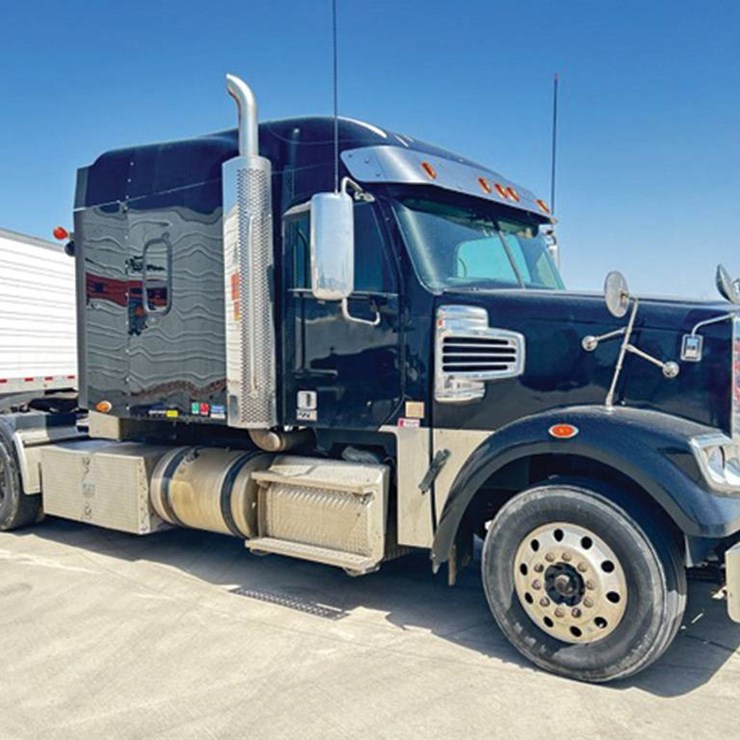 2018 FREIGHTLINER 122SD