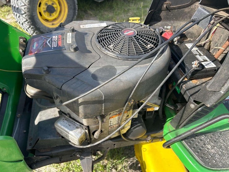 2005-john-deere-l118-image-8