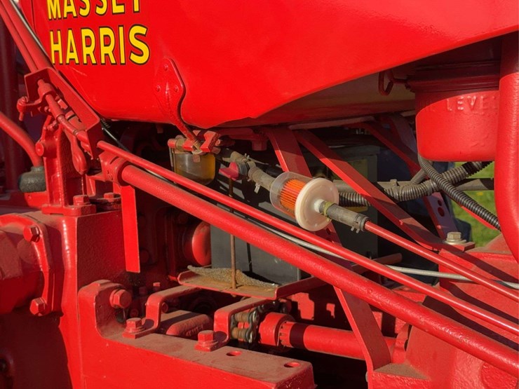 massey-ferguson-30-image-36
