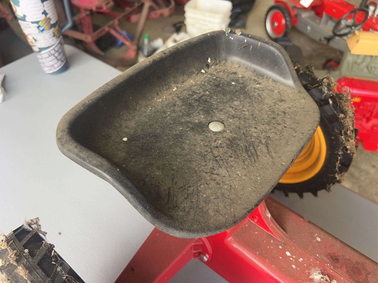 massey-ferguson-44-image-10