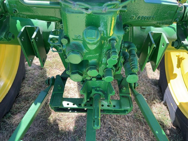 john-deere-model-b-image-40