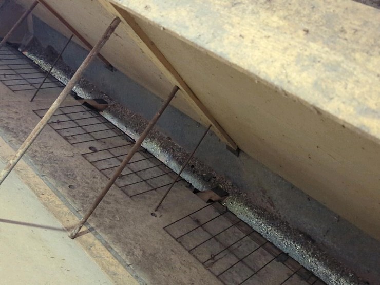 smidley-livestock-feeder-10'7"x5'x7'10"-image-12