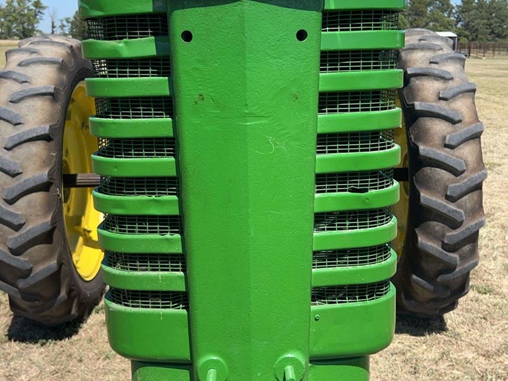 john-deere-model-a-image-9