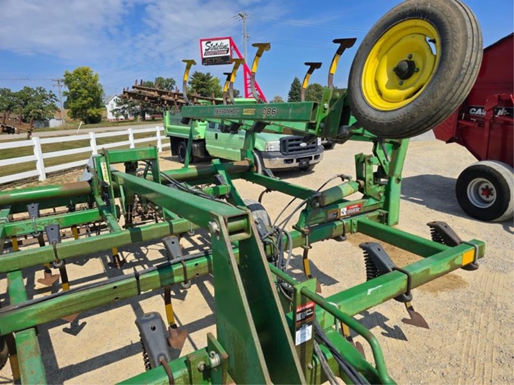 john-deere-980-image-12