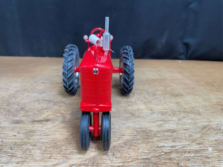 1/16-farmall-super-m-ta-nib-sm-image-10
