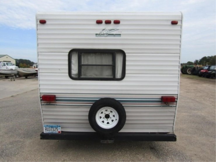 1992-layton-model-2000,bumper-pull-camper,2-doors-image-5