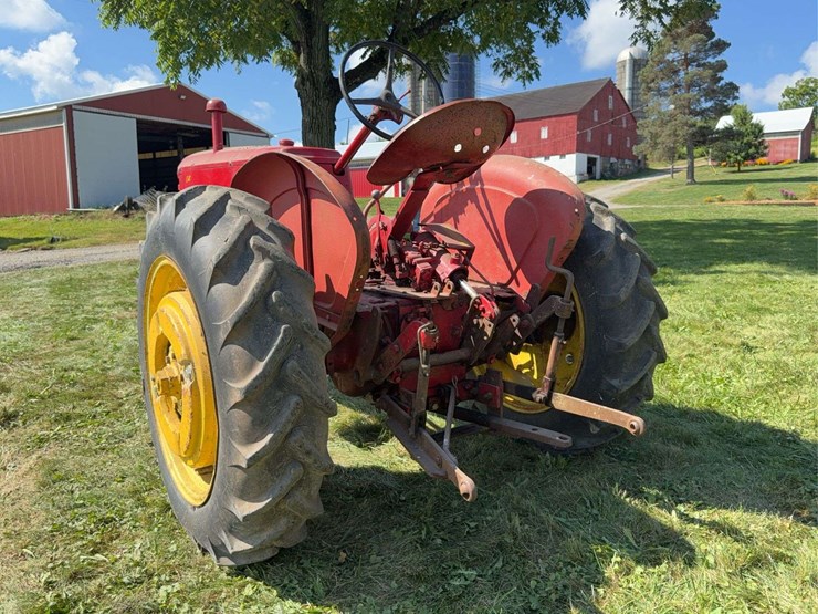 massey-harris-colt-image-6