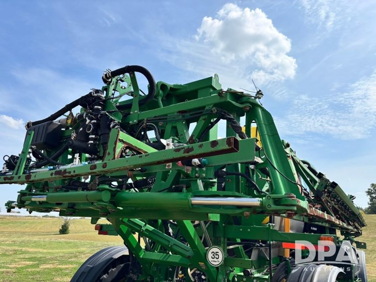 2018-john-deere-r4038-image-100