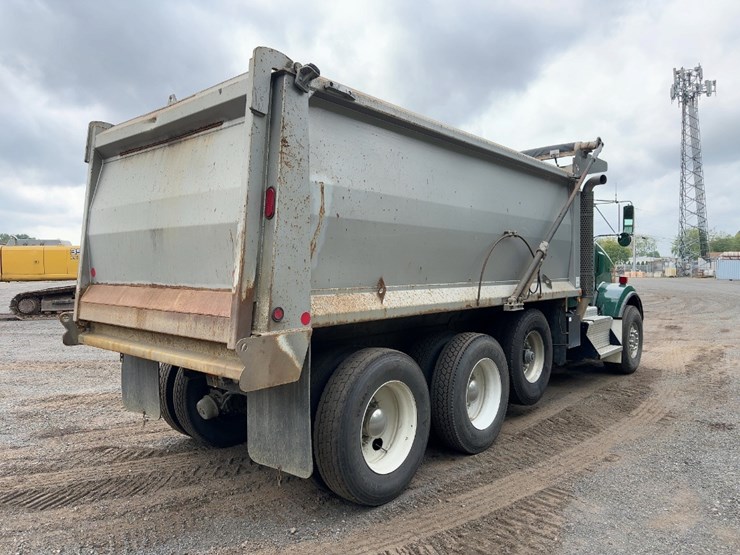 2016-kenworth-t800-image-5