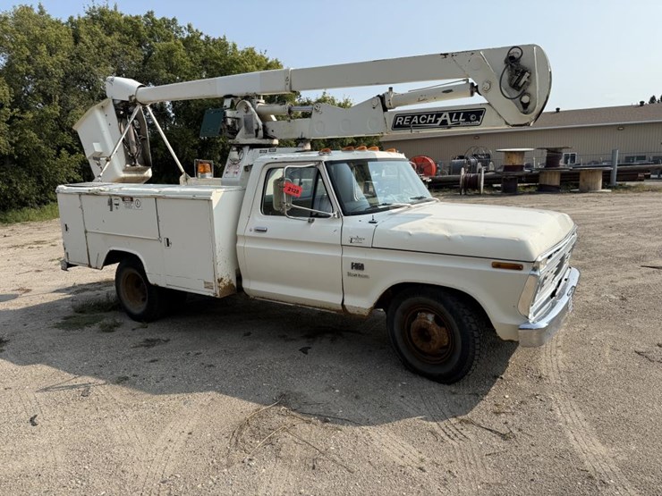 1975-ford-f350-image-6