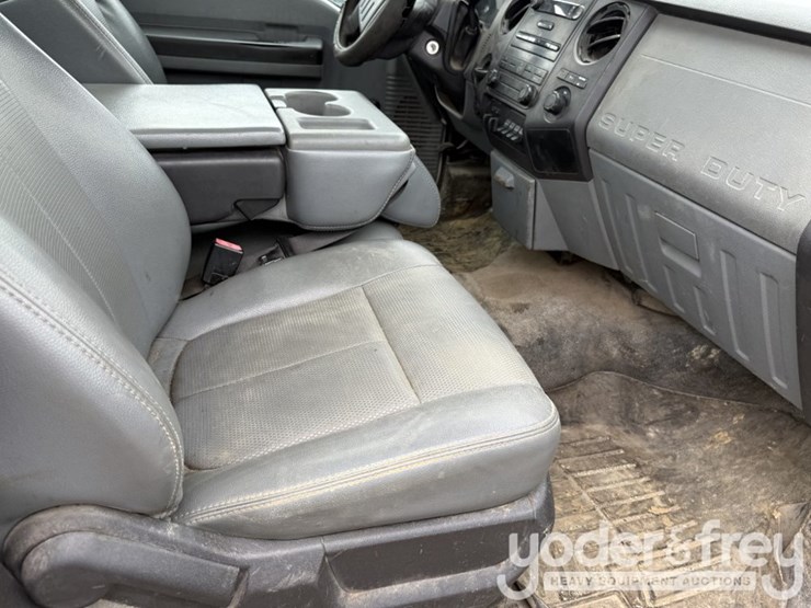 2011-ford-f250-image-22