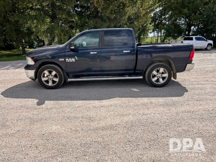 2016-dodge-ram-1500-image-11