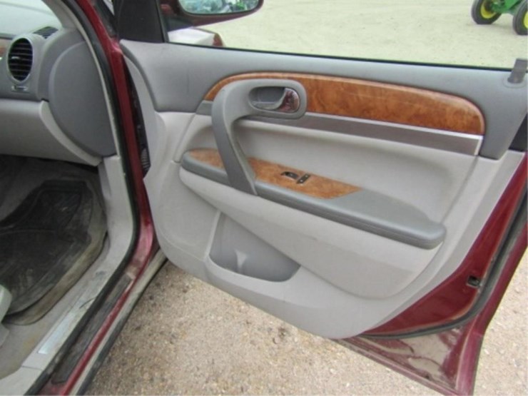 2010-buick-enclave-cxl-image-54