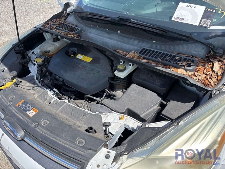 2015-ford-escape-image-8