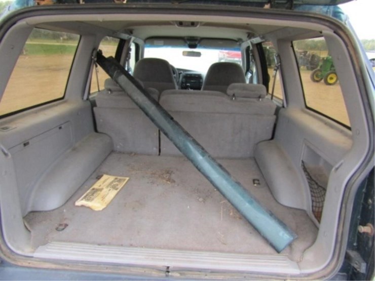 1997-ford-explorer-xlt-image-37