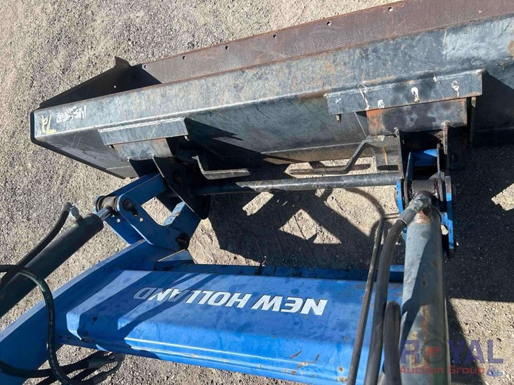 new-holland-boomer-47-image-36
